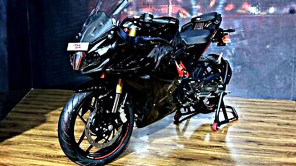 TVS Apache 310 Black Diamond Edition May Get Smart Features, Bold Looks, and Powerful Engine