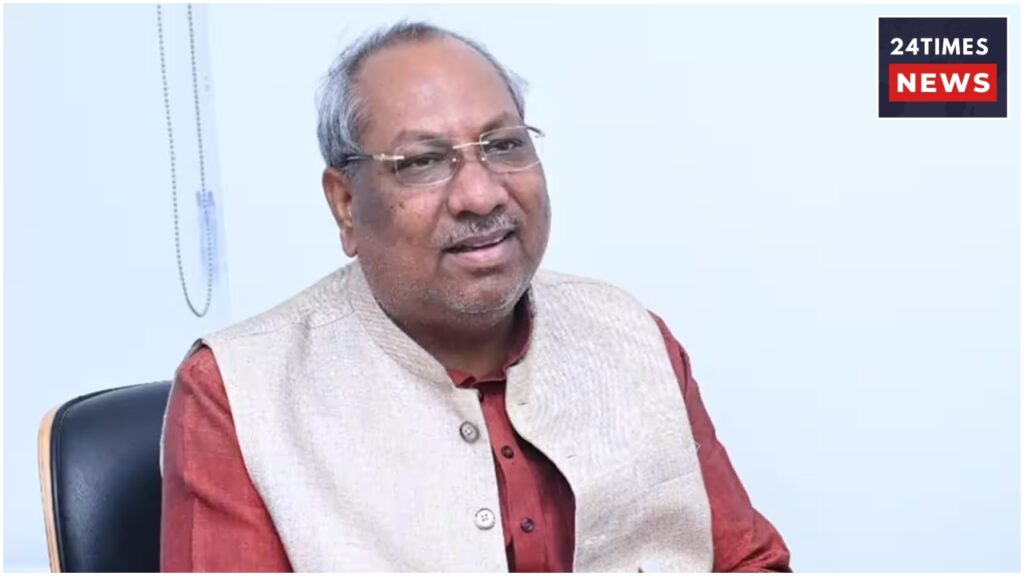 Sanjay Nishad Sanjay Nishad Slams Modi Govt Over Hike In UPI Charges, Says Big Thing