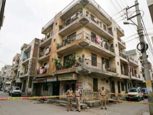 A four-story building in Delhi tilted, forcing residents to evacuate in fear.