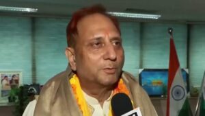 Delhi Mayor Parvesh Wahi inspected Wards 51 and 53, directing strict action against negligence in sanitation.