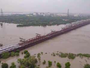 Yamuna Water Quality Improves in August, Pollution Reduced by Monsoon Flow