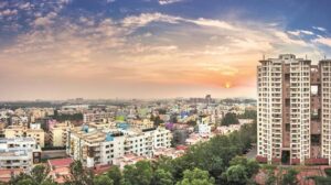 Why is living in Bengaluru more expensive than in Delhi, Mumbai, Chennai and Kolkata?