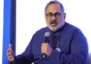 Congress protests in Bengaluru against Rajeev Chandrasekhar’s remarks on Rahul Gandhi; targets BJP