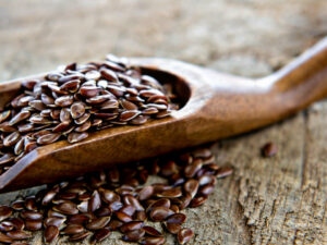 Know all the magical health benefits of eating flax seeds daily!