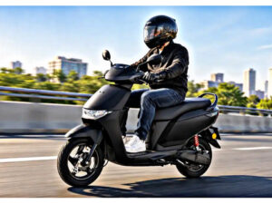 If you want the best long-range scooter for your daily commute, then buy the Honda QC1 scooter!
