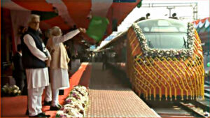 Vande Bharat Sleeper train starts running between Delhi and Varanasi!