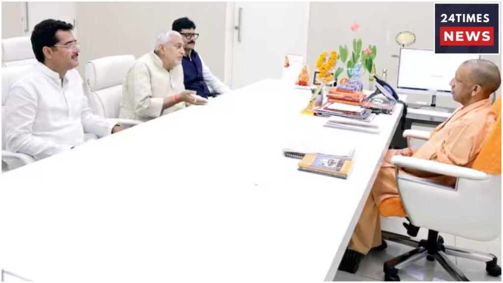 Blow To Akhilesh Yadav’s Appeal! Rebel SP MLA Meets CM Yogi