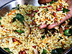 Make crispy puffed rice like the ones available in the market, note down the recipe quickly!