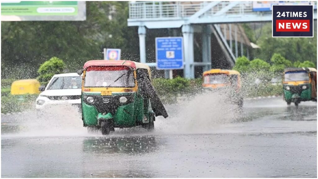 Weather Department Issues Warning Of Heavy Rain With Thunder And Lightning In 22 States